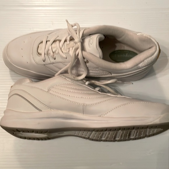 Easy Spirit Women's Beige Leather Walking Shoes Stars size 10 EUC - Picture 12 of 12